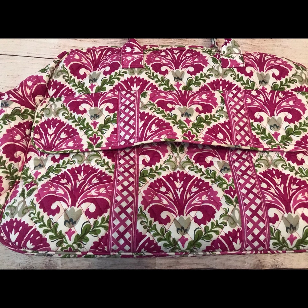 Vera Bradley Iconic Wkndr Retired Julep Tulip EUC - Picture 4 of 7